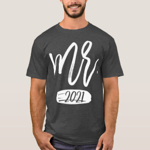 Mens Couples Matching Mr and Mrs Est 2021 Funny T-Shirt