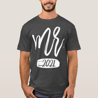 Mens Couples Matching Mr and Mrs Est 2021 Funny T-Shirt