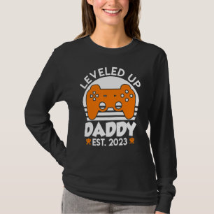 Mens Daddy 2023 Levelled Up To Dad 2023 Dad T-Shirt