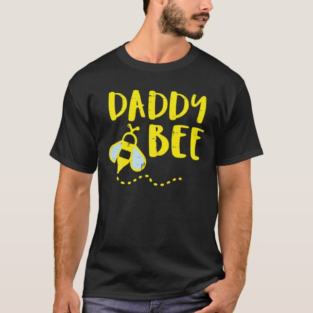Mens Daddy Bee Family Matching Beekeeping Dad Papa T-Shirt (Front)