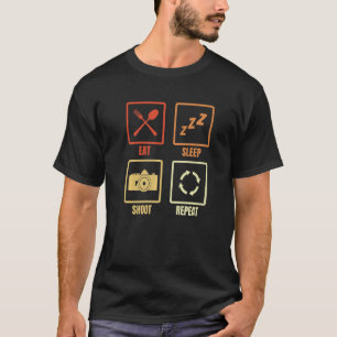 Mens Daily Routine Photography Photographer Camera T-Shirt