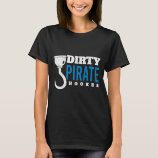 Mens dirty pirate freebooter caribbean sea thief T-Shirt