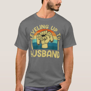 Mens Engagement groom video game lovers T-Shirt
