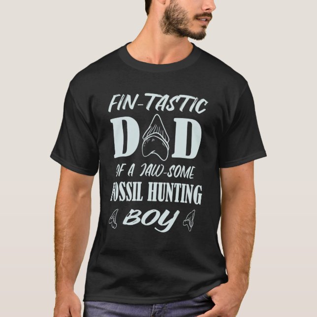 Mens Fin Tastic Dad Of A Jaw Some Boy Megalodon To T-Shirt (Front)