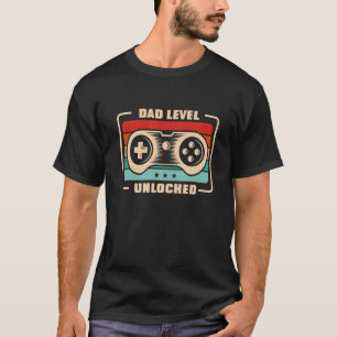 Mens Finally Dad  Dad Level Unlocked  Retro Gaming T-Shirt