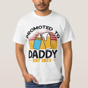 Mens First Time Dad Promoted to Daddy 2022 T-Shirt