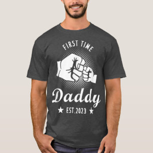 Mens First Time Daddy Est 2023 Dad Pregnancy Annou T-Shirt