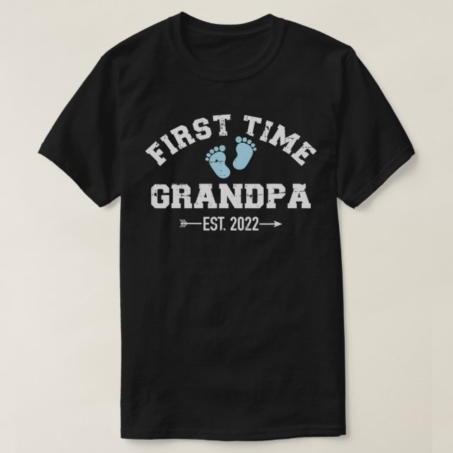 Mens First time grandpa 2022 for grandfather to be T-Shirt (Design Front)