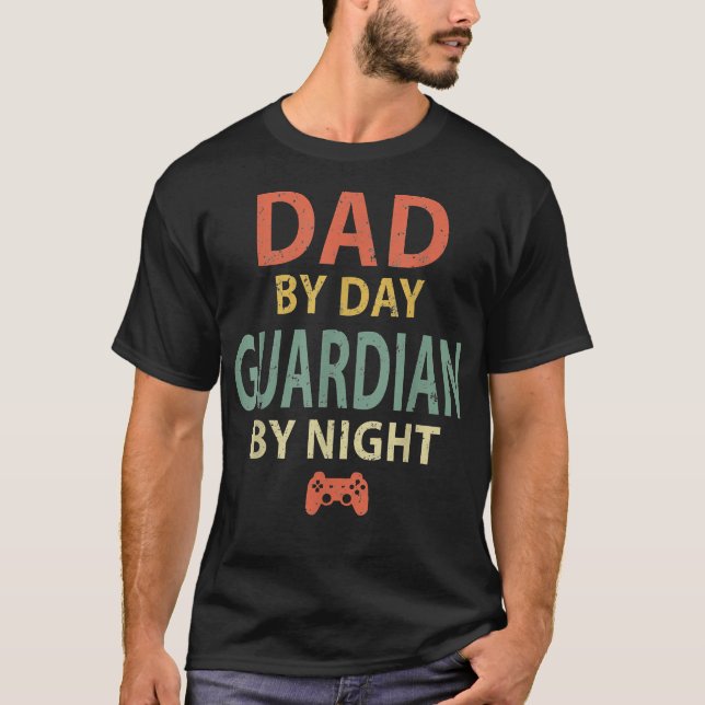 Mens Gamer Dad. Dad by Day Guardian By Night Gamin T-Shirt (Front)