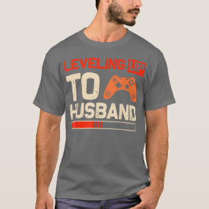 Mens Gamer Engagement Groom Wedding Levelling Up T T-Shirt