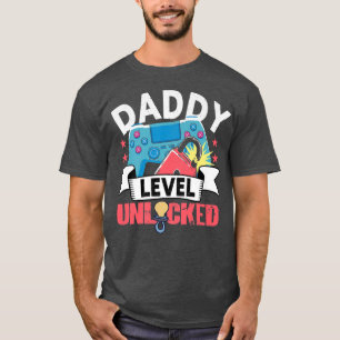 Mens Gaming Daddy Unlocked  Gamer New Dad Premium  T-Shirt
