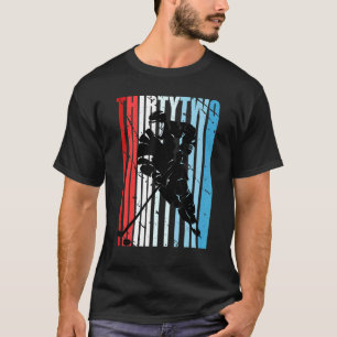 Mens Ice Hockey 32nd Birthday Player Motivational T-Shirt