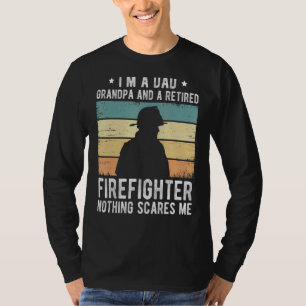 Mens I'm A Dad Grandpa And A Retired Firefighter   T-Shirt