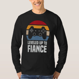 Mens Levelled Up To Fiance For Him Newly Engaged C T-Shirt