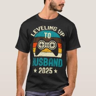 Mens levelling up to husband 2025 future groom T-Shirt