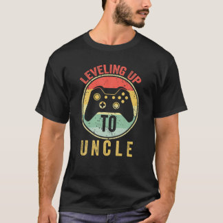Mens Levelling Up To Uncle 2022 Pregnancy Announce T-Shirt