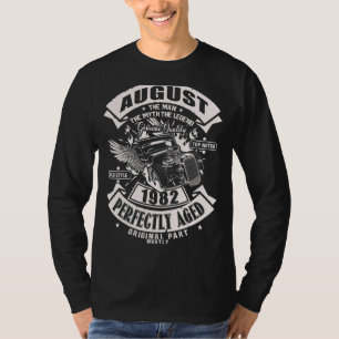 Mens Man Myth Legend August 1982 40th Birthday 40 T-Shirt