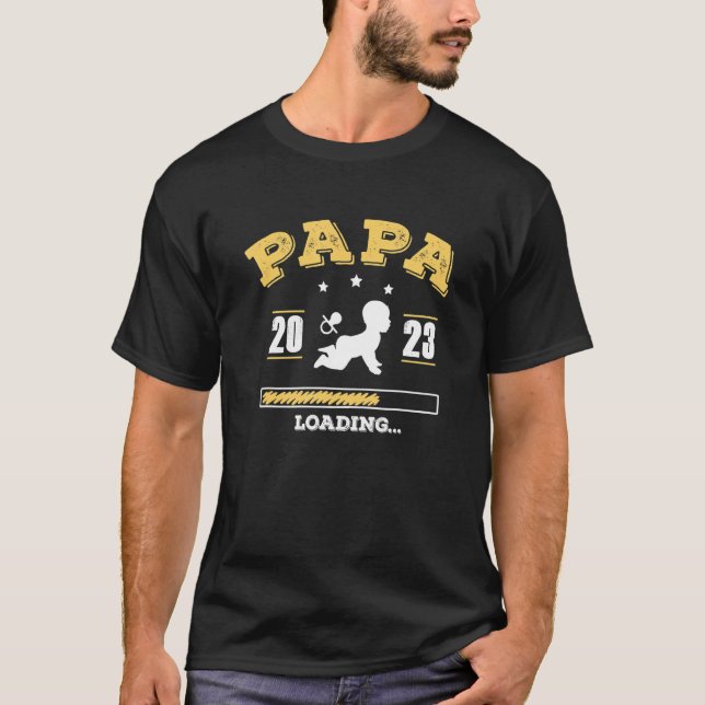 Mens Papa 2023 Loading Baby Announcement Soon To B T-Shirt (Front)