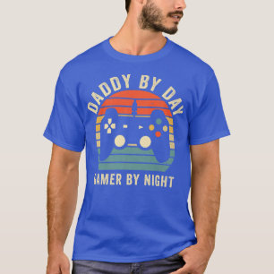 Mens Pregnancy Announcement Daddy By Day Gamer By T-Shirt