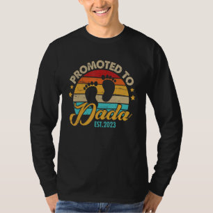 Mens Promoted to Dada 2023 Father's Day  First Tim T-Shirt