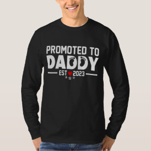 Mens Promoted To Daddy 2023 First Time Father's Da T-Shirt