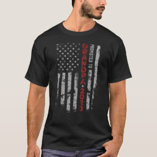Mens Promoted To Grandpa 2023 First Time Fathers D T-Shirt