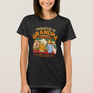 Mens Promoted To Grandpa 2023 For New Grandpa 3 T-Shirt