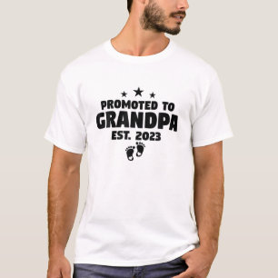 Mens Promoted To Grandpa 2023 Soon To Be Grandfath T-Shirt