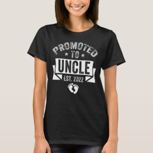 Mens Promoted To Uncle 2022 Retro Pregnancy Annou T-Shirt