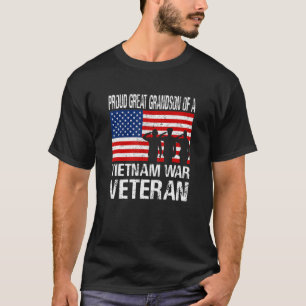 Mens Proud Great Grandson of a Vietnam War Veteran T-Shirt