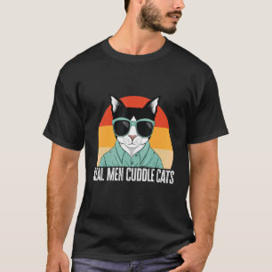Mens Real Men Cuddle Cats Cat Vintage Mens Cat Dad T-Shirt