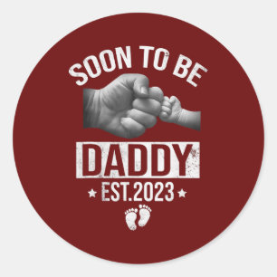 Mens Soon To Be Daddy Est 2023 Fathers Day Classic Round Sticker