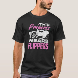 Mens This Prince Wears Flippers Diver Scuba Diver T-Shirt