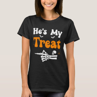 Mens treat skeleton couples matching halloween T-Shirt