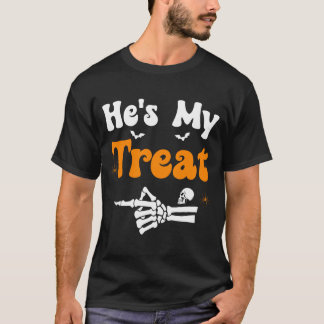 Mens treat skeleton couples matching halloween T-Shirt