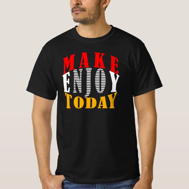 Men's Value T-Shirt (Front)