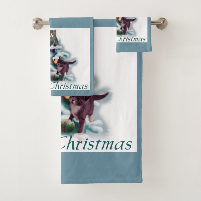 Meowy Christmas Bath Towel Set (Insitu)