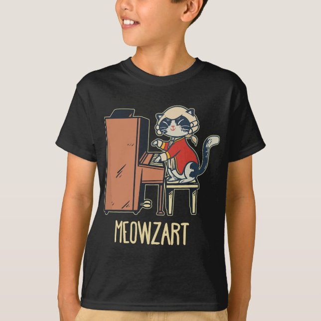 Meowzart A Cute Cat playing the piano funny Pianis T-Shirt (Front)