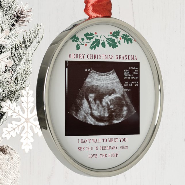 Merry Christmas Grandma Pregnancy Announcement Metal Tree Decoration (Grandma Keepsake Christmas Sonogram Baby Announcement Metal Ornament)