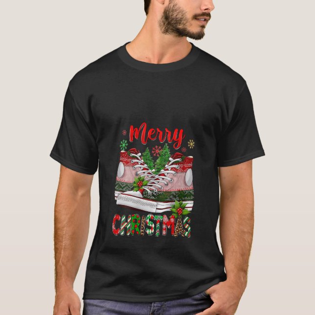 Merry Christmas Shoe And Xmas Tree Lights Holly Gi T-Shirt (Front)