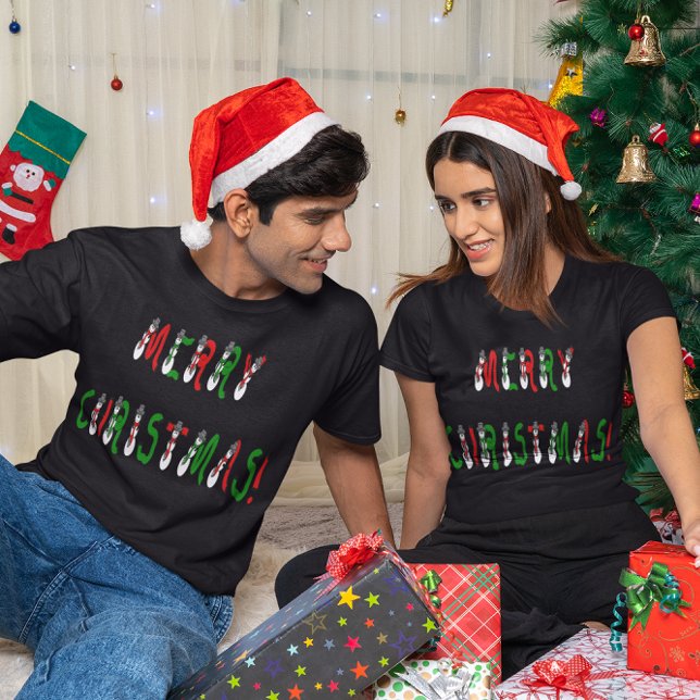 Merry Christmas Snowman Font Dark T-Shirt (Merry Christmas Snowman Font Dark T-Shirt)