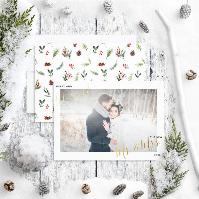 Merry & Married Red Winter Wedding Photo (Creator Uploaded)