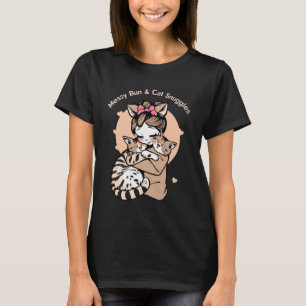 Messy Bun & Cat Snuggles – Cute Cat Mum T-Shirt