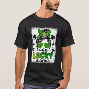 Messy Bun Leopard St Patrick's Day One Lucky Mama  T-Shirt