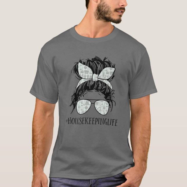 Messy Bun Mom Bandana Glasses Housekeeping Life Gi T-Shirt (Front)