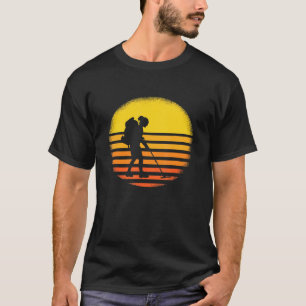 Metal Detector Girl Sunset Detectorist T-Shirt