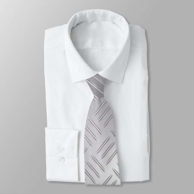 Metal diamond pattern tie (Tied)