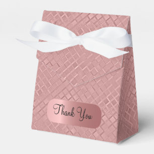 Metallic Diamond Patterns Favour Box