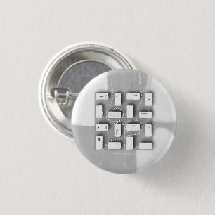 metaphor_9_hide and seek 3 cm round badge