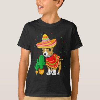 Mexican Chihuahua Dog Sombrero Cinco De Mayo Fiest T-Shirt